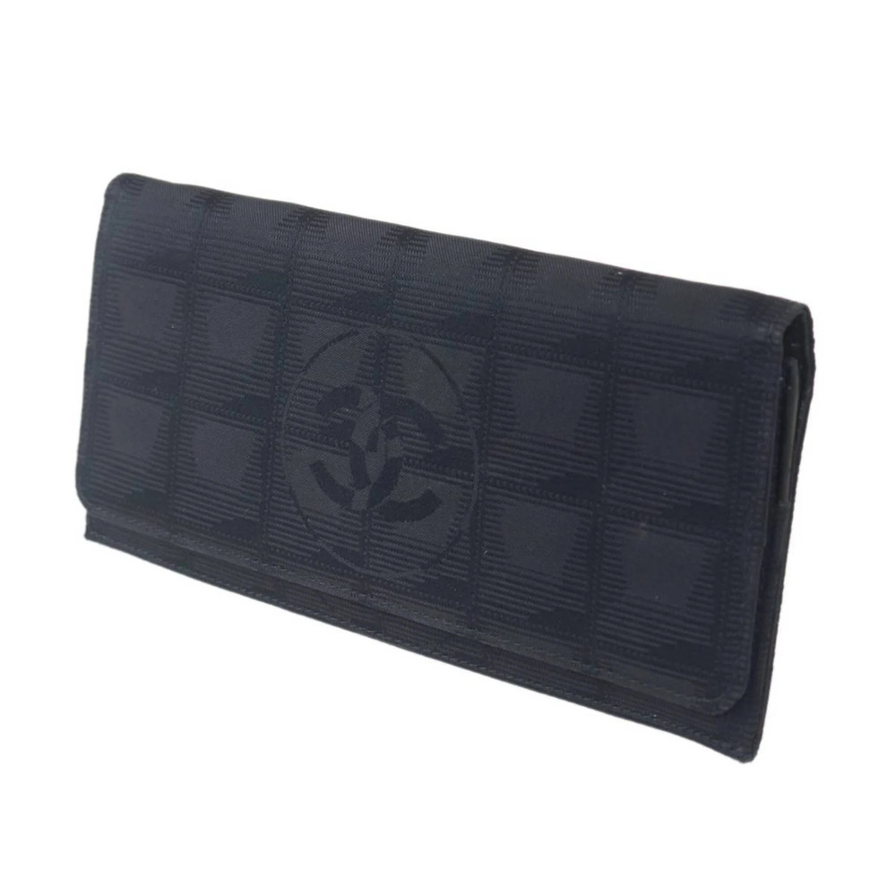 CHANEL Black Wallet